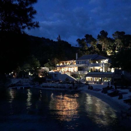 Готель Little Green Bay Hvar Island Екстер'єр фото
